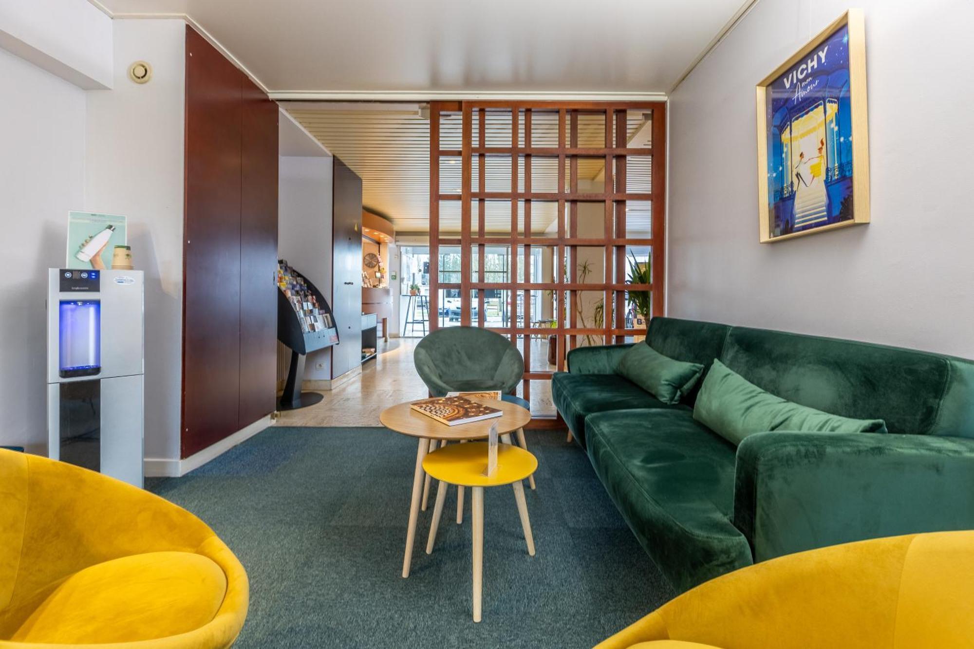 Brit Hotel Le Parc Vichy Bellerive-sur-Allier Exterior photo