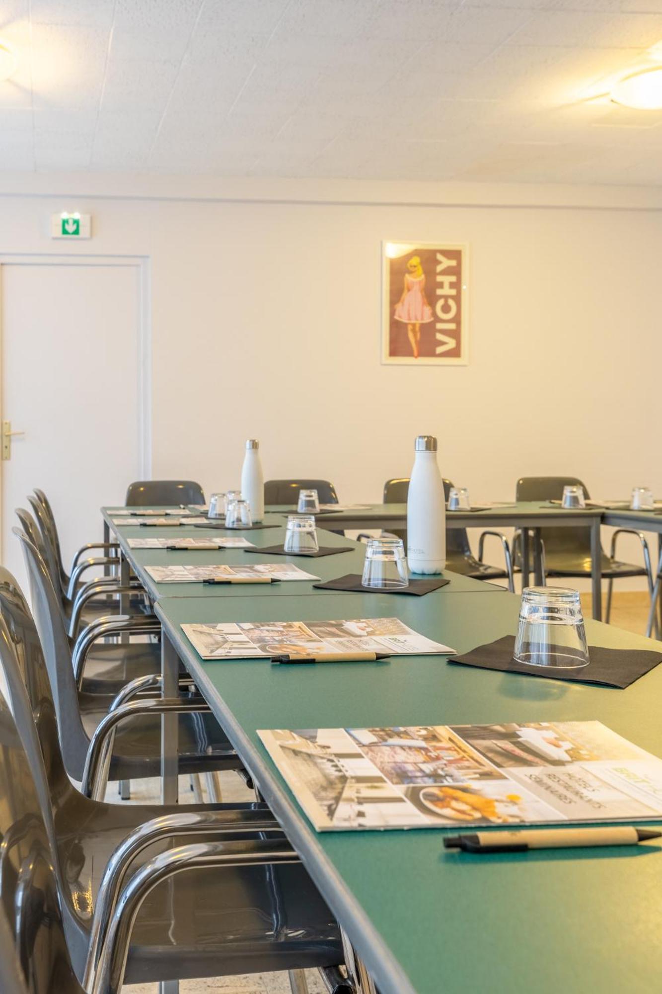 Brit Hotel Le Parc Vichy Bellerive-sur-Allier Exterior photo