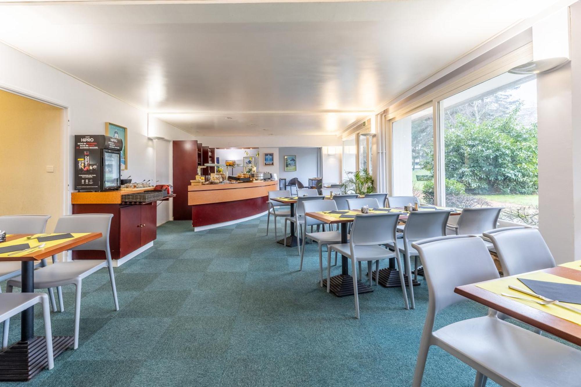 Brit Hotel Le Parc Vichy Bellerive-sur-Allier Exterior photo